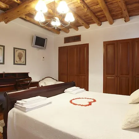 Can Mariano Ibiza Town Room photo